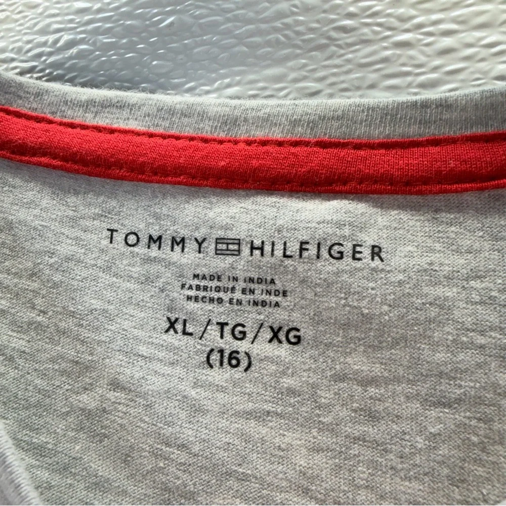 Tommy‎ Hilfiger Girls XL Gray Sequin Heart Long Sleeve Tee Cotton